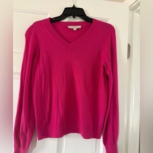 🌸🌷Like New LOFT Lightweight Fuchsia V-Neck Sweater, Sz Sm! Worn once!